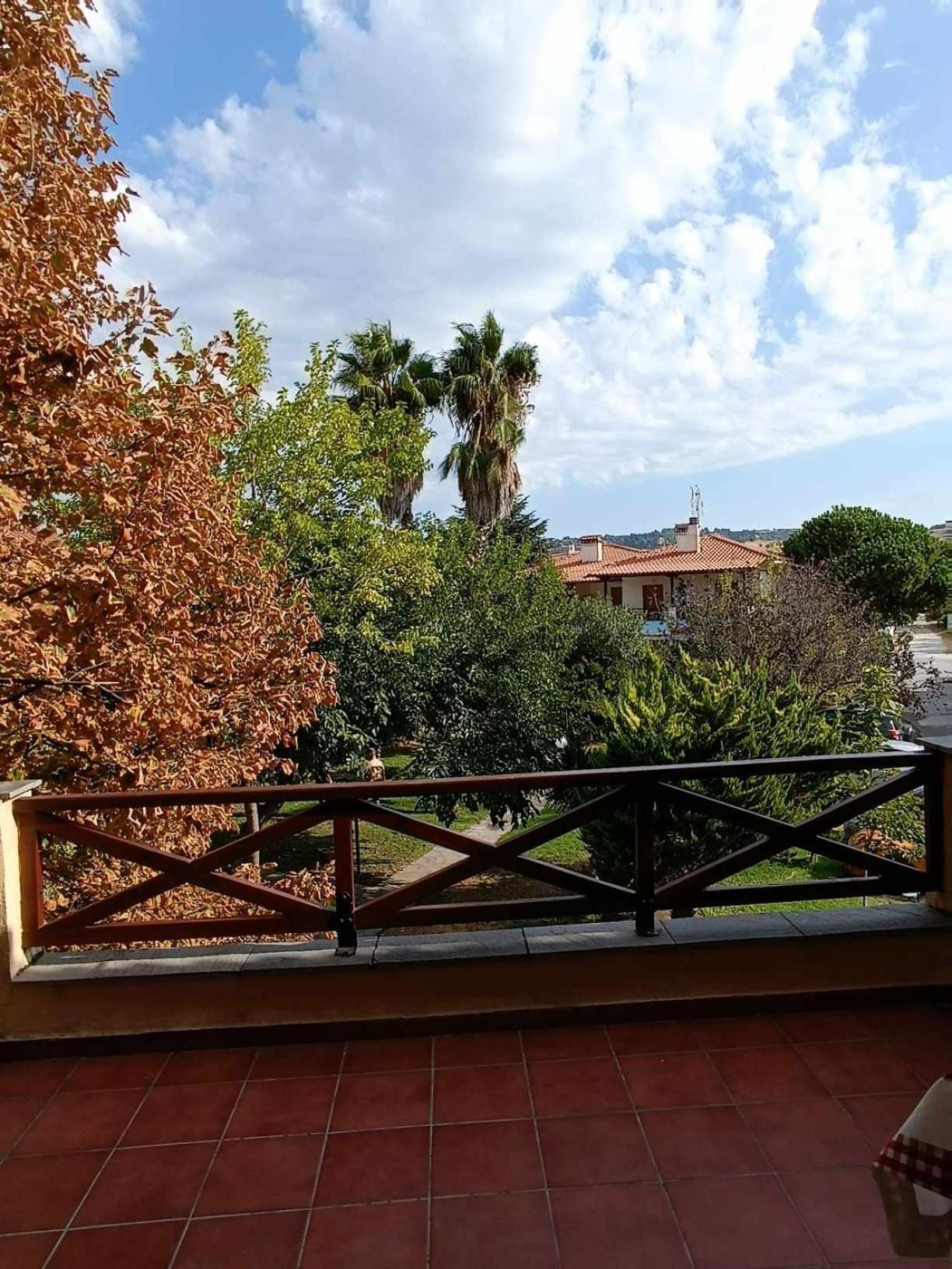 Georgia'S House Villa Nikíti Kültér fotó
